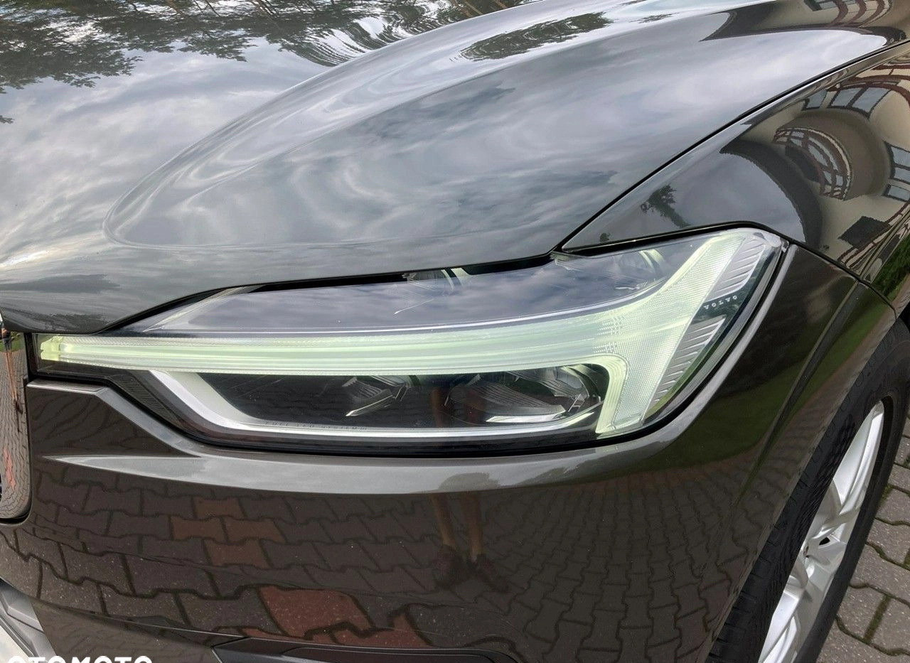 Volvo XC 60 cena 118900 przebieg: 141000, rok produkcji 2018 z Konstantynów Łódzki małe 529